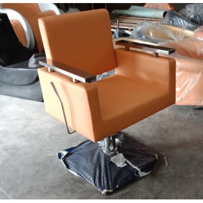 2020 Latest 3 Years Warranty Can Hold 250Kgs Weight Metallic Recline Color Salon Chair Hair Styling Chair